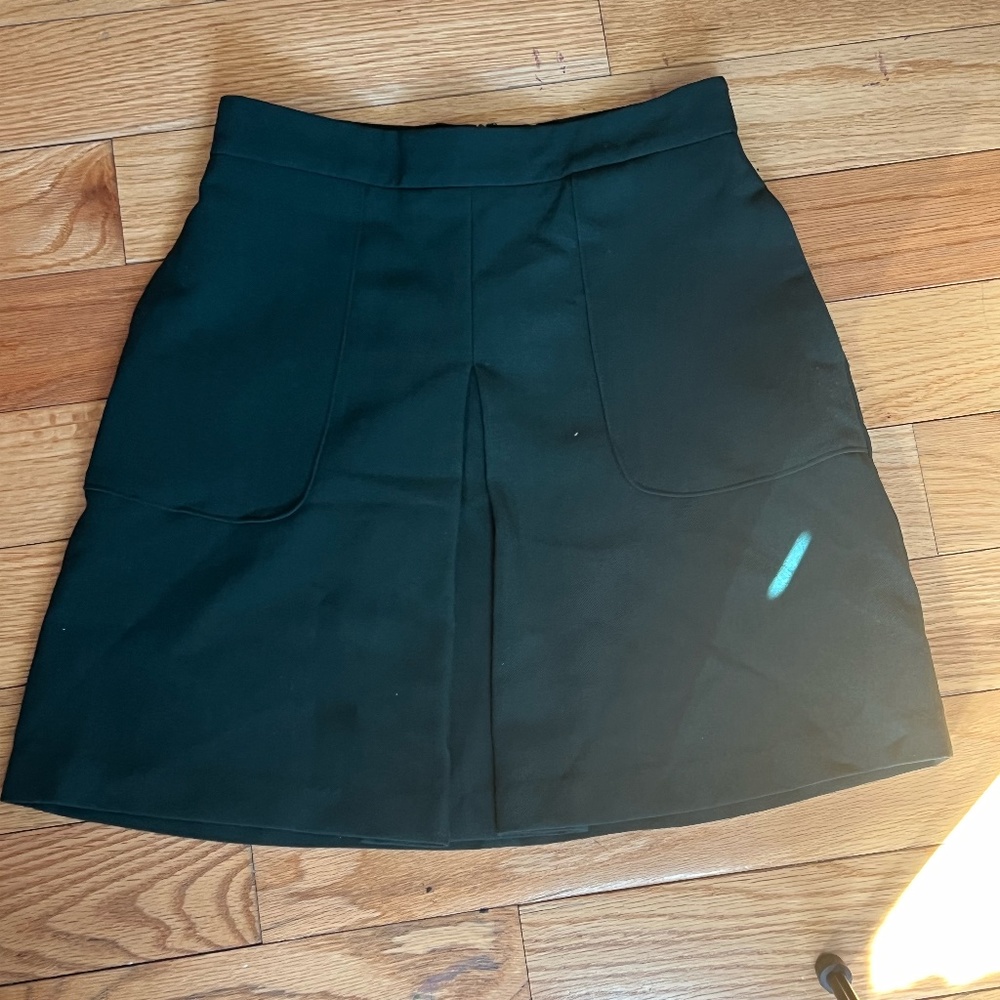 Forever 21 forest green tennis skirt